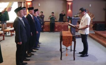 wawali-arya-wibawa-lantik-baznas-denpasar-2026.jpg`