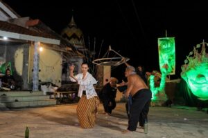 Komunitas Mantra Gula Kelapa dari Surakarta