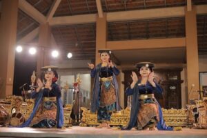 Tari Caping Kalo dari Kudus